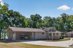 138 Lake Marion Lane photo 4