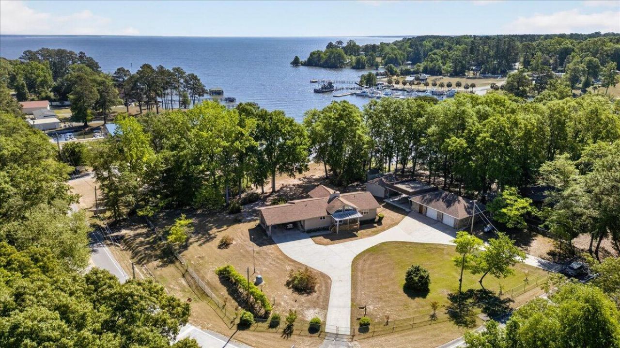 138 Lake Marion Lane Photo 5