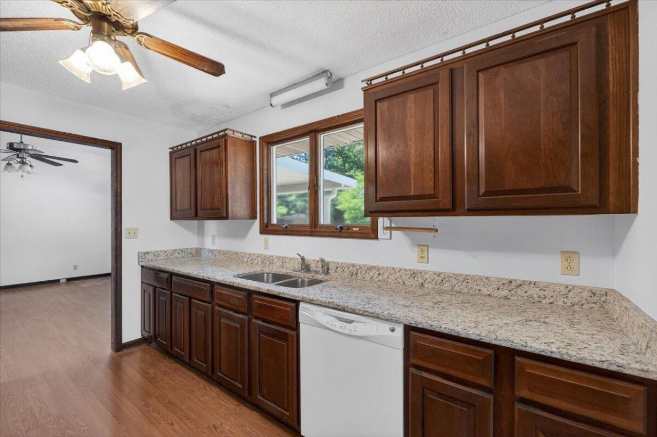 138 Lake Marion Lane Photo 7