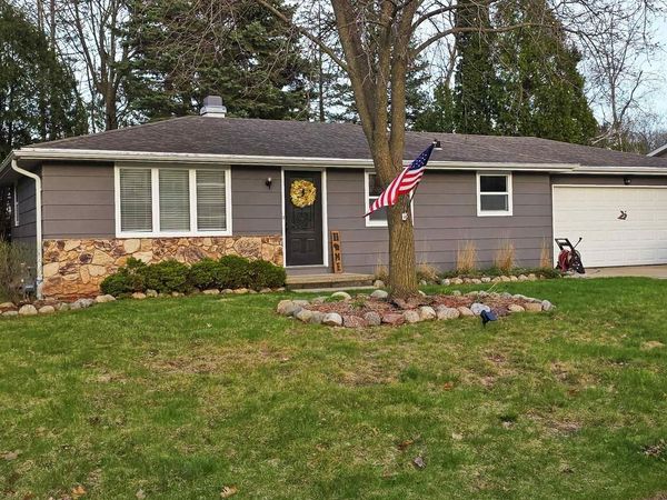 1225 DELRAY DRIVE, Green Bay, WI 54304