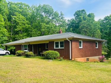 465 Wileman Road, Lynch Station, VA 24571