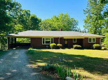 465 Wileman Road, Lynch Station, VA 24571