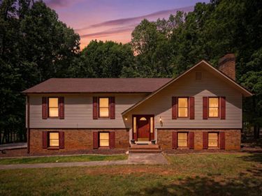 1031 Maple Leaf, Forest, VA 24551