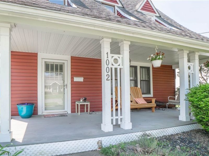 1002 29th Street NE, Canton, OH 44714 Photo 2