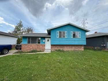 6446 Wolf Road, Brook Park, OH 44142