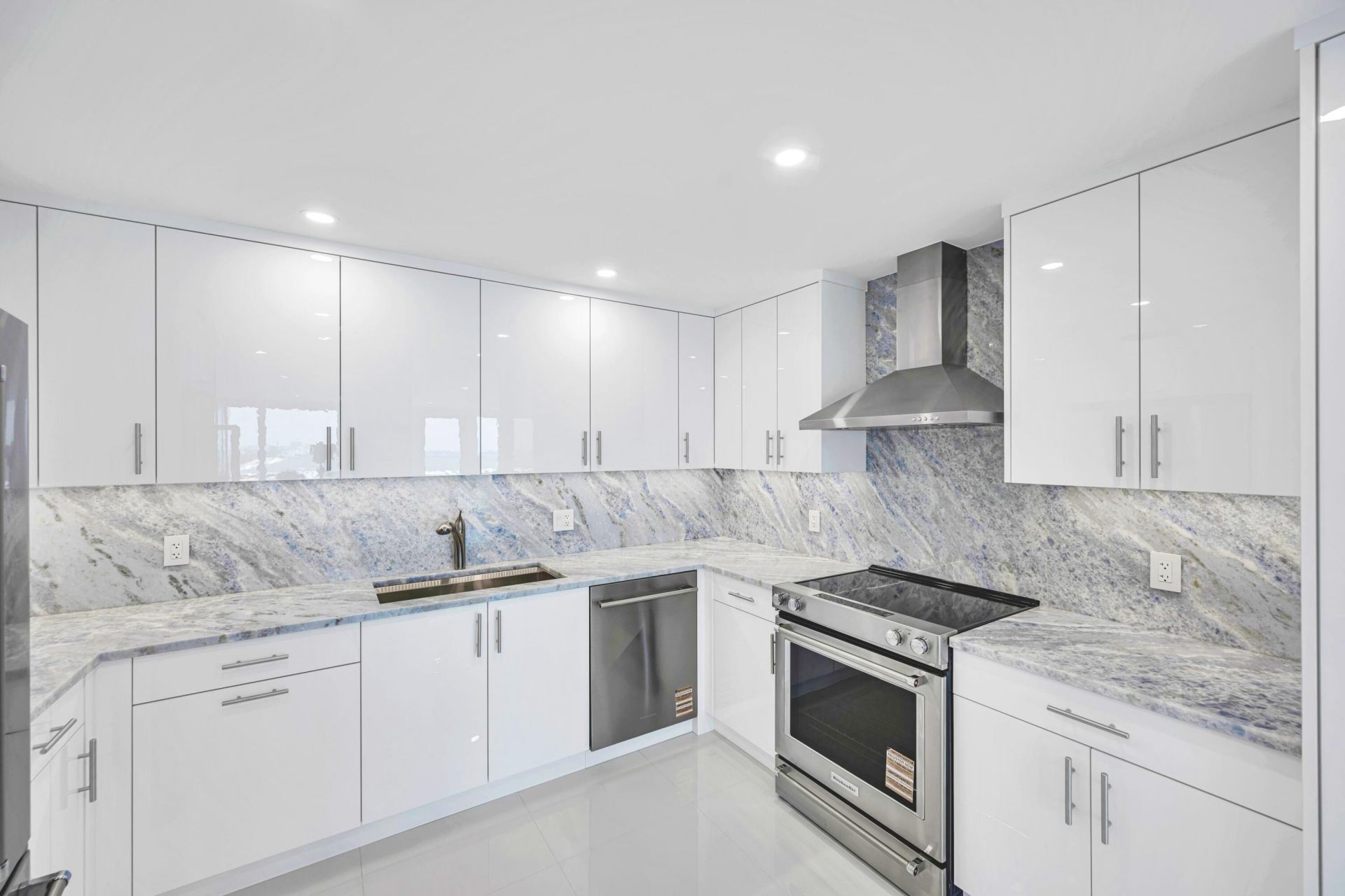 2100 S Ocean Lane, Unit 1608, Fort Lauderdale, FL 33316 Photo