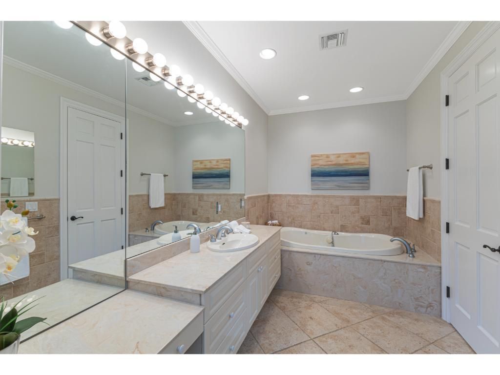 230 Oak Hammock Court Sw, Vero Beach, FL 32962 Photo