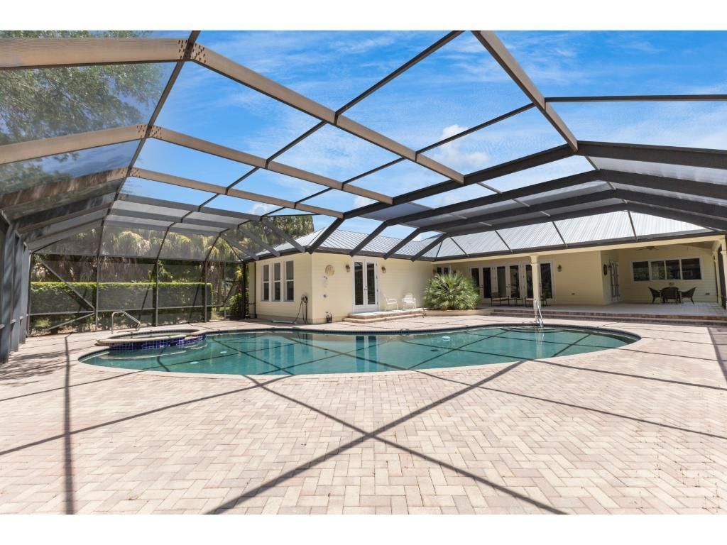 230 Oak Hammock Court Sw, Vero Beach, FL 32962 Photo