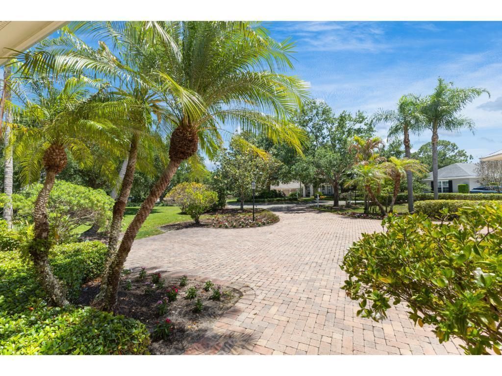 230 Oak Hammock Court Sw, Vero Beach, FL 32962 Photo