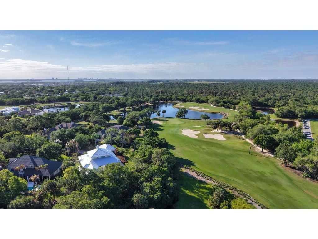 230 Oak Hammock Court Sw, Vero Beach, FL 32962 Photo