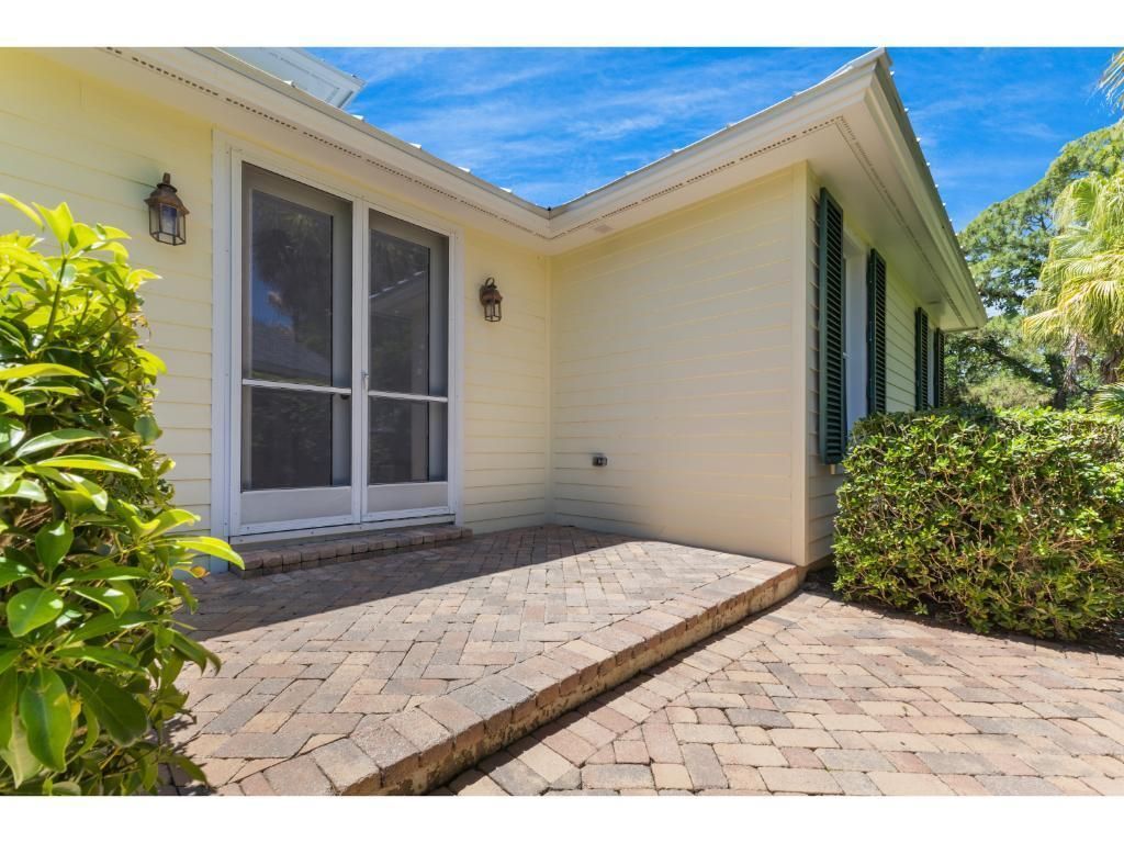 230 Oak Hammock Court Sw, Vero Beach, FL 32962 Photo