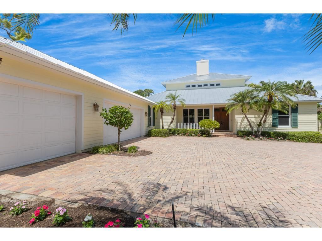 230 Oak Hammock Court Sw, Vero Beach, FL 32962 Photo