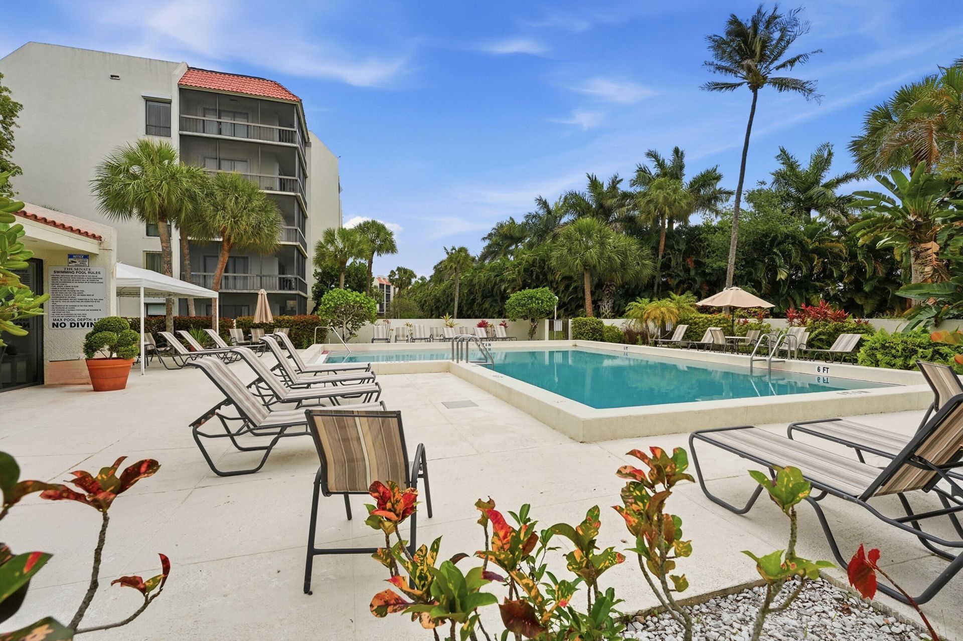 3050 Presidential Way, Unit 403, West Palm Beach, FL 33401 Photo