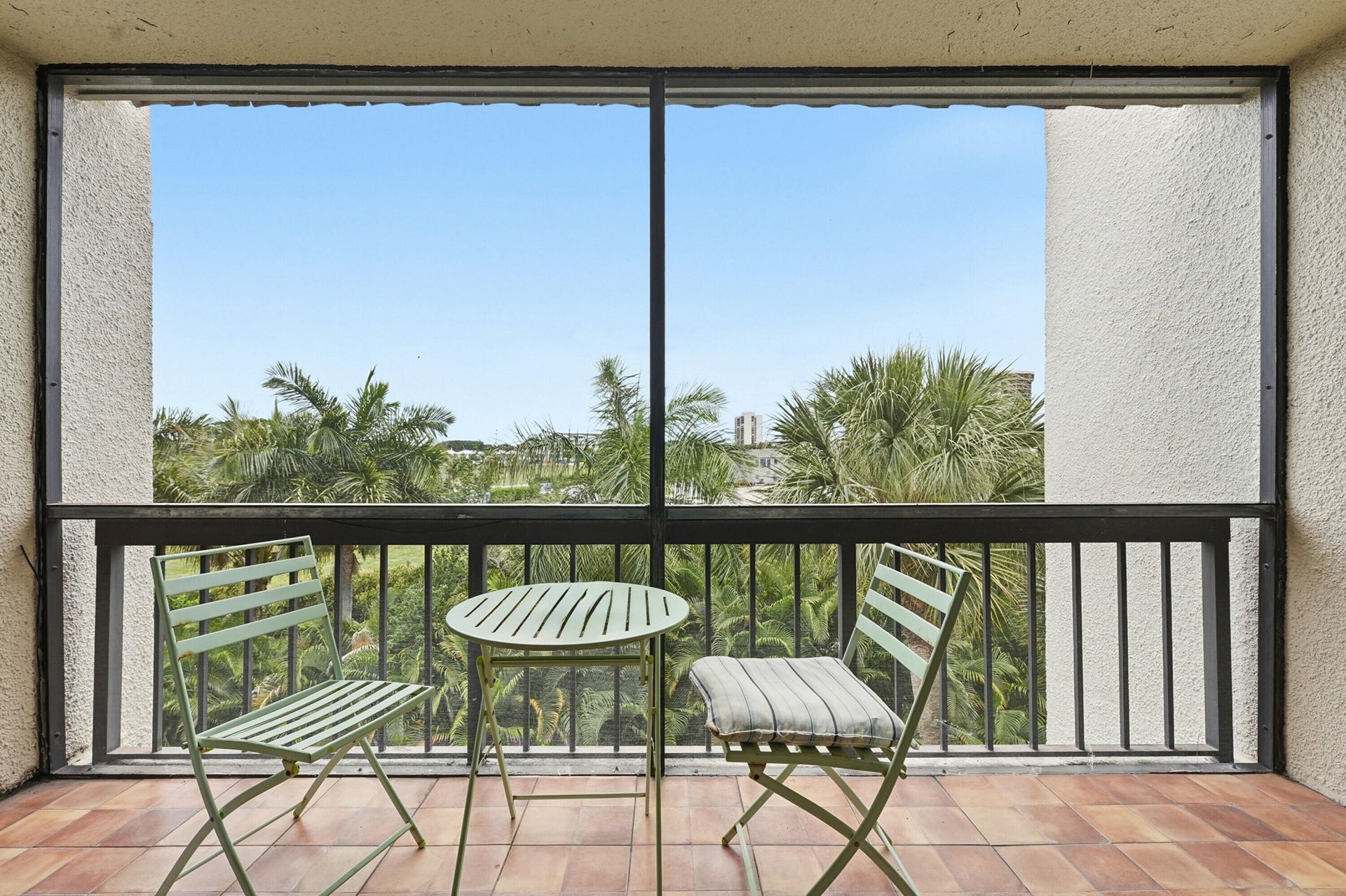 3050 Presidential Way, Unit 403, West Palm Beach, FL 33401 Photo