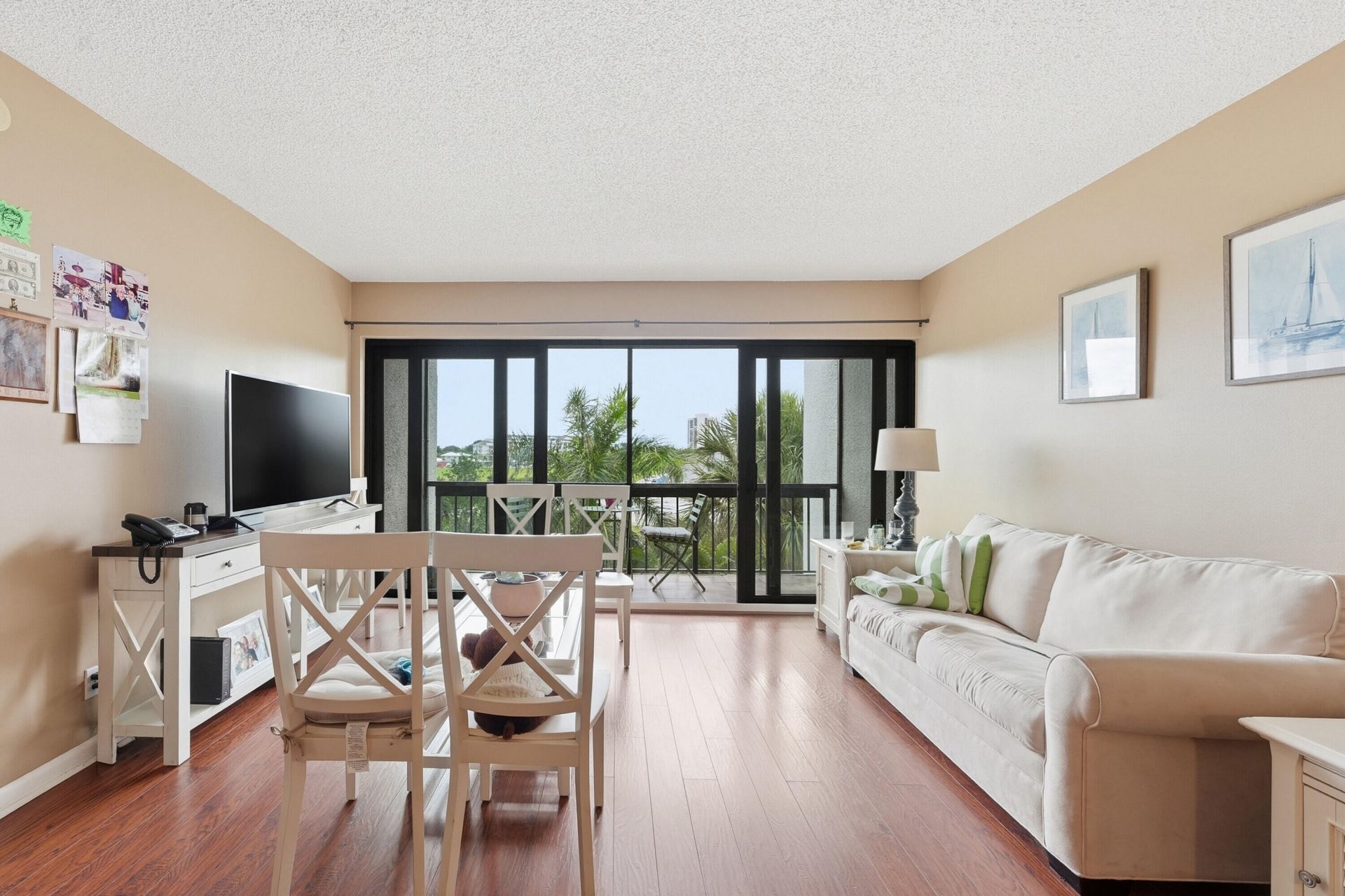 3050 Presidential Way, Unit 403, West Palm Beach, FL 33401 Photo