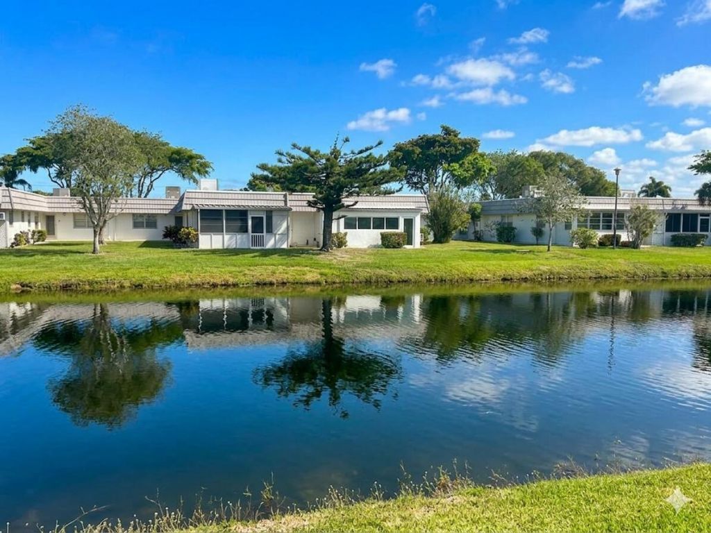 183 Valencia, Unit 183, Delray Beach, FL 33446 Photo