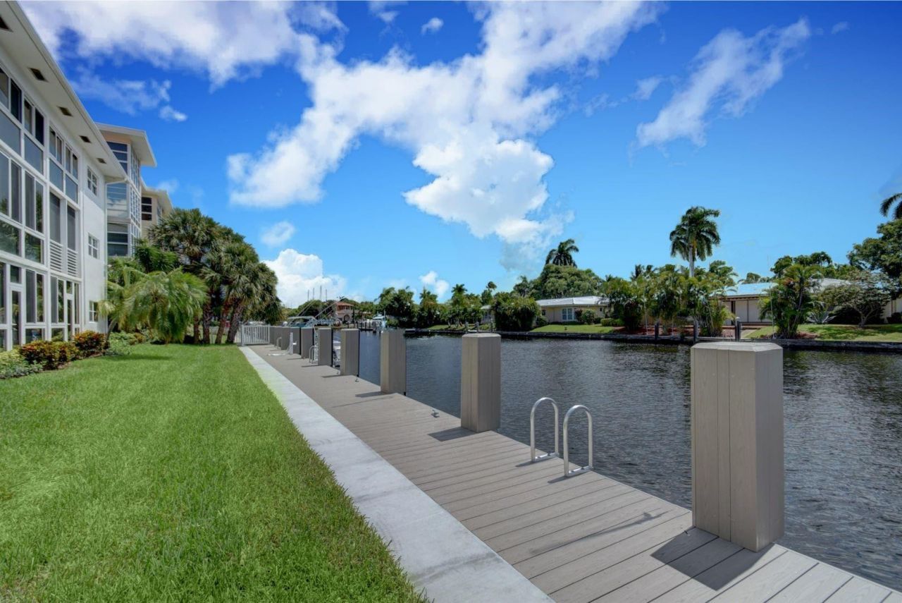 1461 S Ocean Boulevard S, Unit 321, Lauderdale by the Sea, FL 33062 Photo
