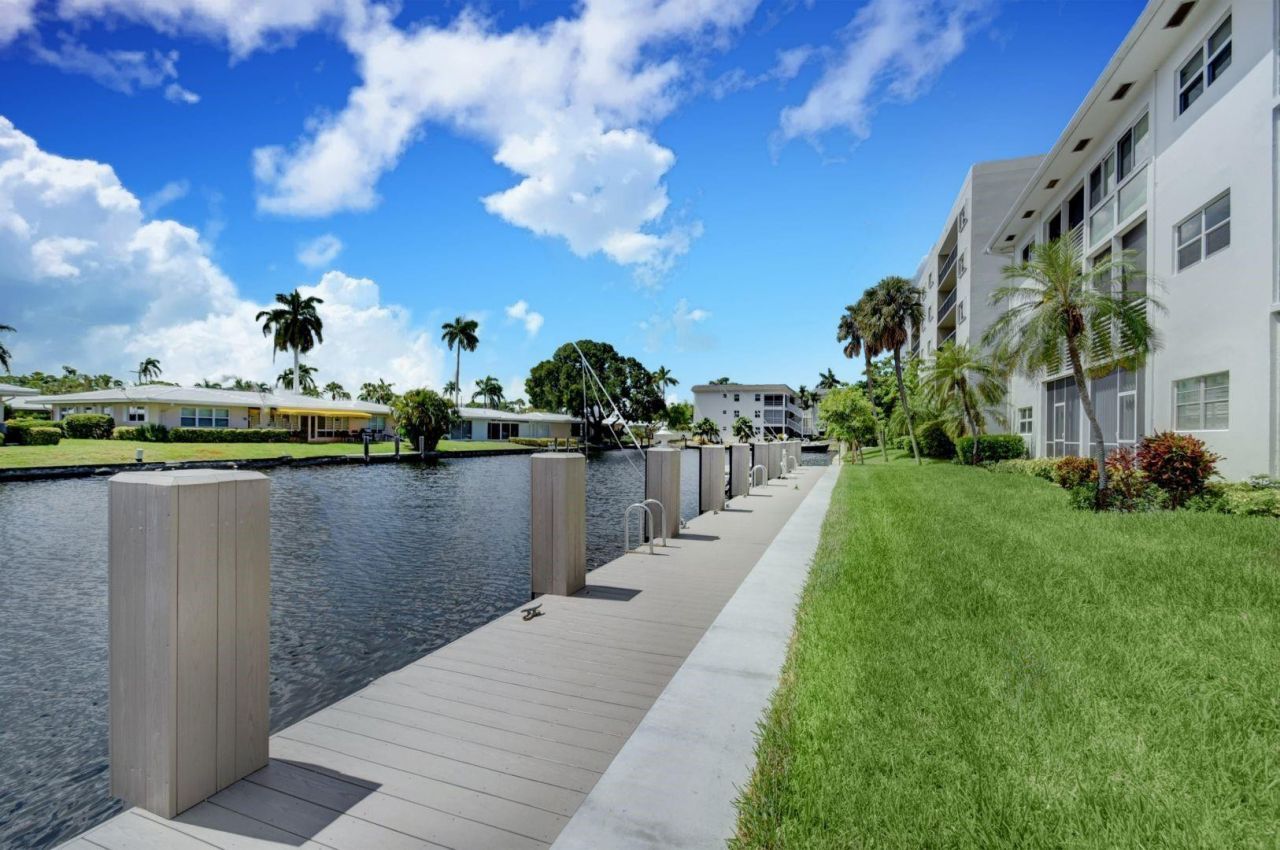 1461 S Ocean Boulevard S, Unit 321, Lauderdale by the Sea, FL 33062 Photo
