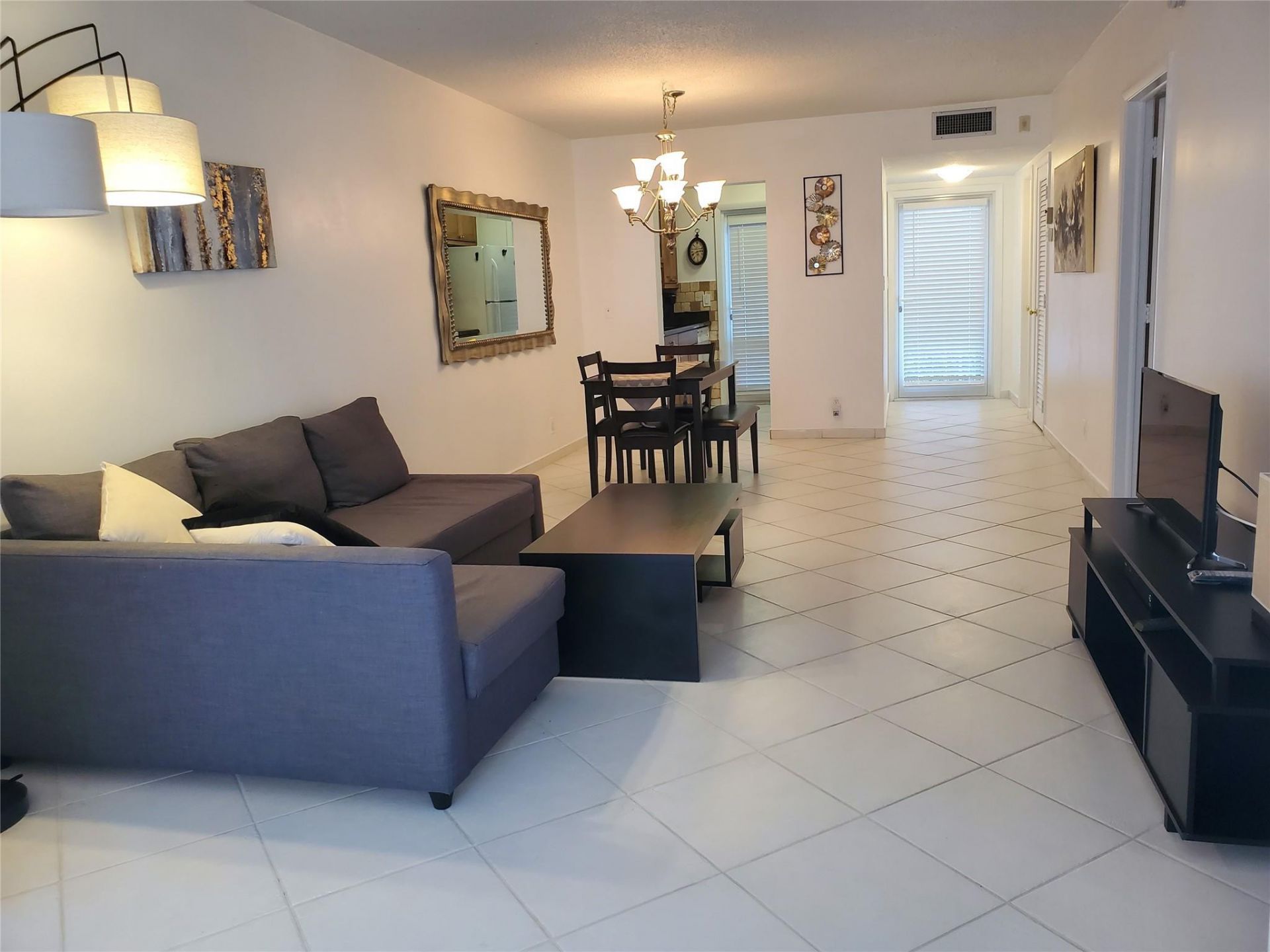 1461 S Ocean Boulevard S, Unit 321, Lauderdale by the Sea, FL 33062 Photo
