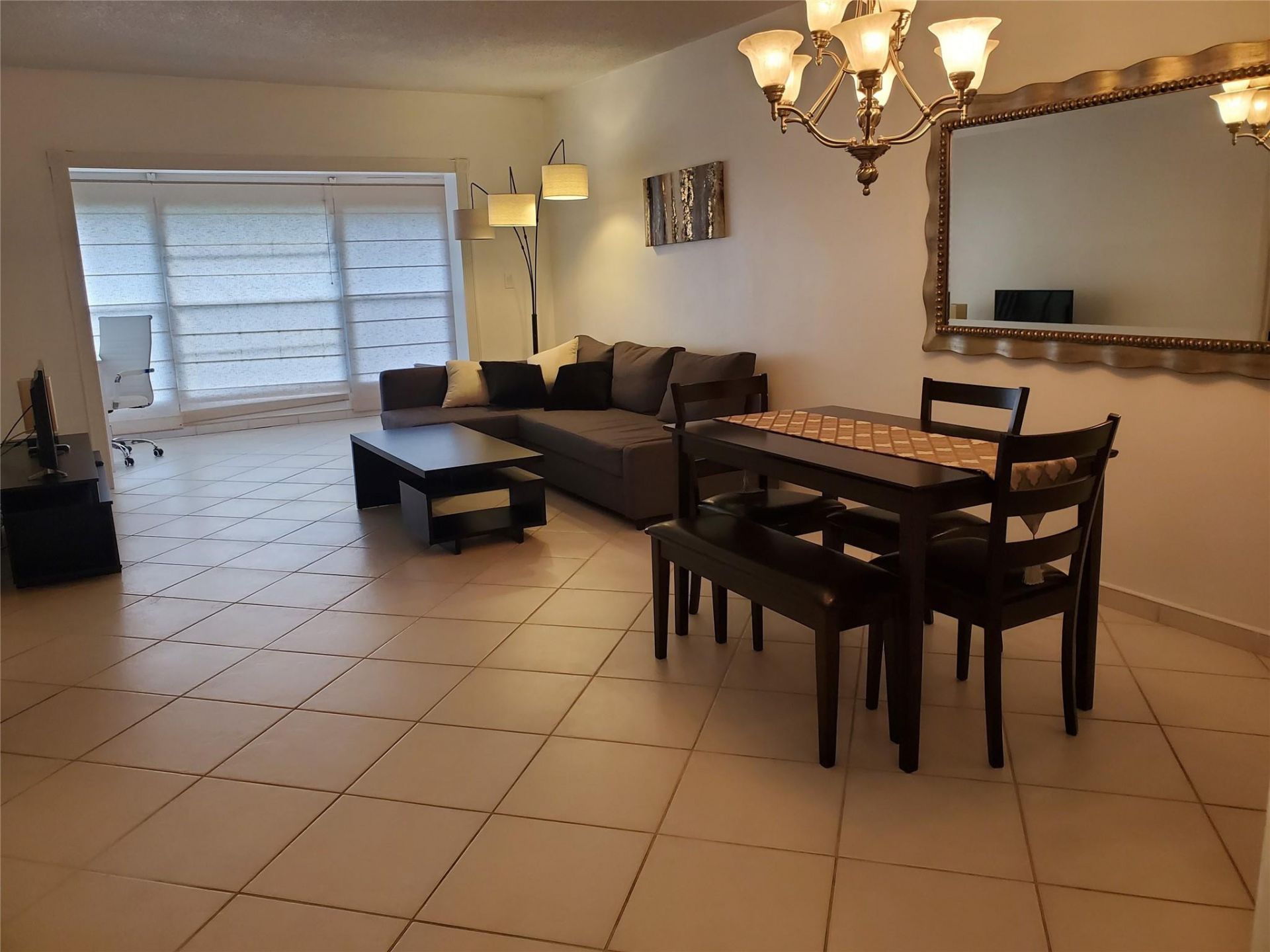 1461 S Ocean Boulevard S, Unit 321, Lauderdale by the Sea, FL 33062 Photo