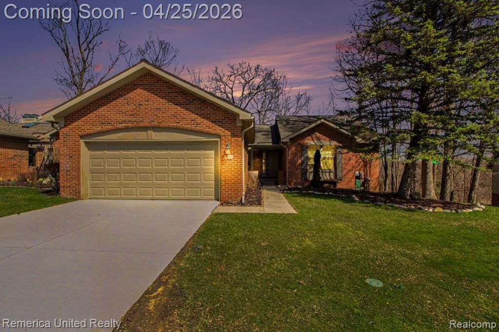 7184 Westchester Road, West Bloomfield Township, MI 48322 Main Photo