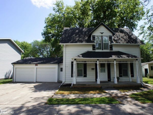 1116 Bank Street, Webster City, IA 50595