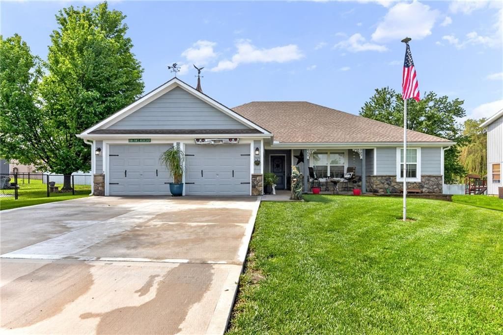 205 Ceremonial Drive, Buckner, MO 64016 Main Photo