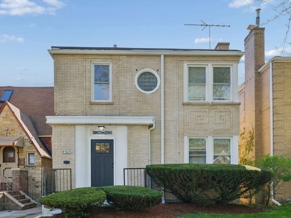 8329 S Vernon Avenue , Chicago, IL 60619
