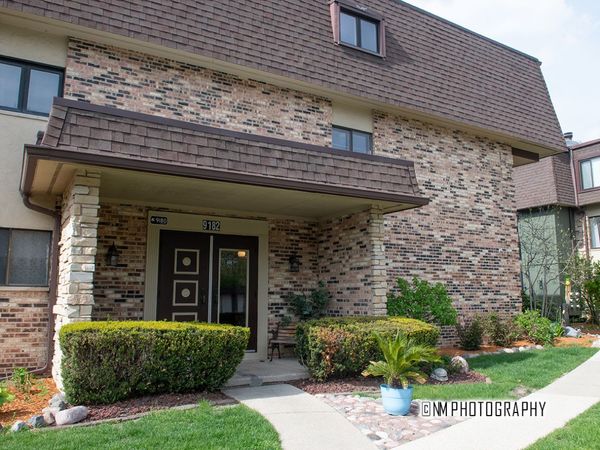 9182 South Road , Unit A, Palos Hills, IL 60465