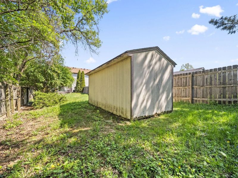 405 Huber Village Boulevard, Westerville, OH 43081 Photo 25