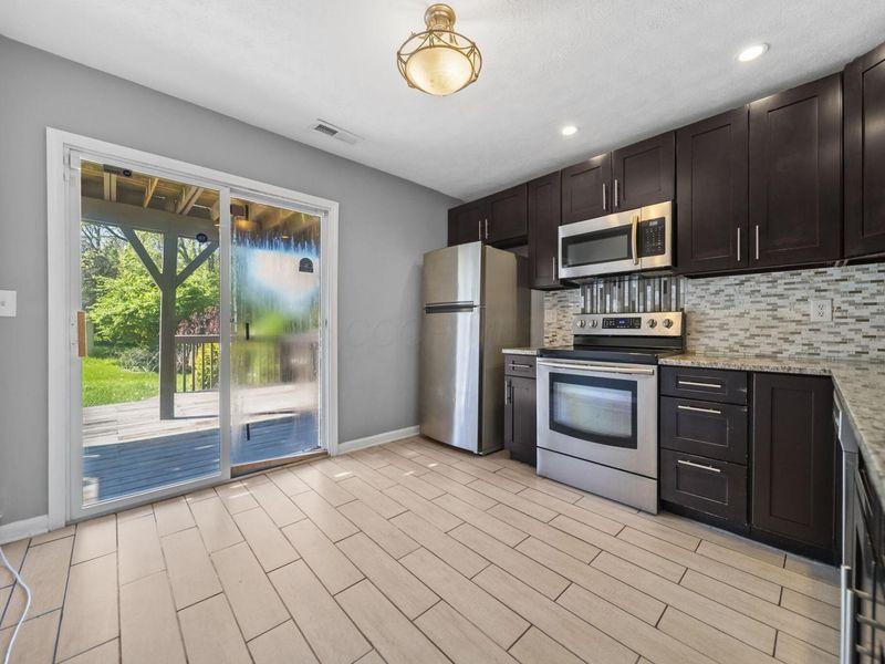 405 Huber Village Boulevard, Westerville, OH 43081 Photo 5