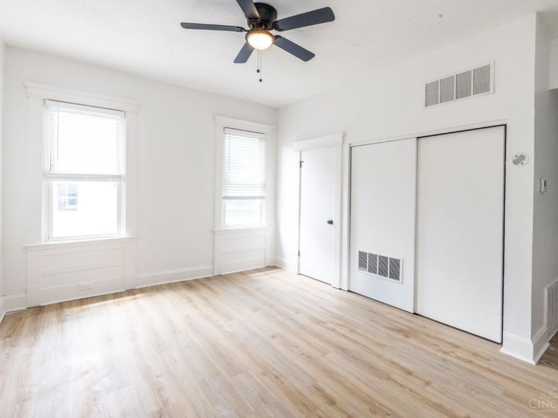 3319 Fairfield Avenue, Cincinnati, OH 45207 Photo 3