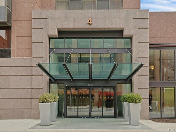 4 Martine , Unit 421, White Plains, NY 10606