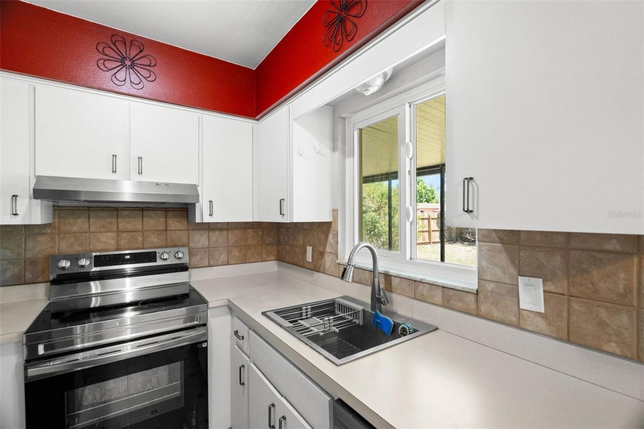 8173 55th Street N, Pinellas Park, FL 33781 Photo