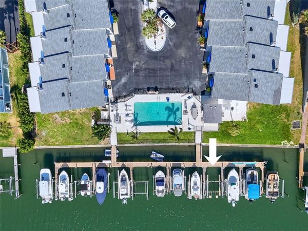 745 PINELLAS BAYWAY S, Unit 202, TIERRA VERDE, FL 33715