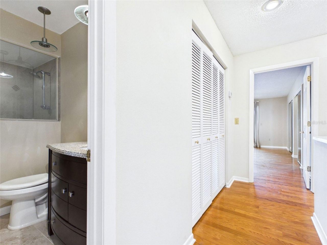 745 Pinellas Bayway S, Unit 202, Tierra Verde, FL 33715 Photo