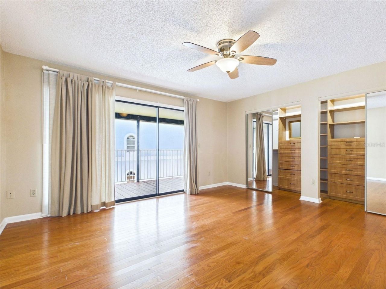 745 Pinellas Bayway S, Unit 202, Tierra Verde, FL 33715 Photo