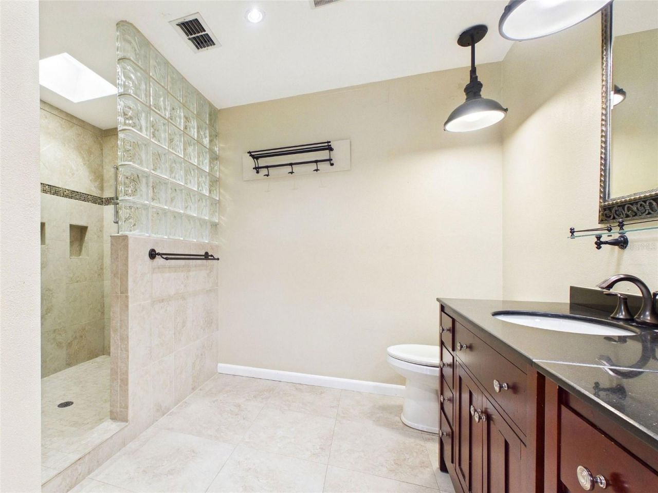 745 Pinellas Bayway S, Unit 202, Tierra Verde, FL 33715 Photo