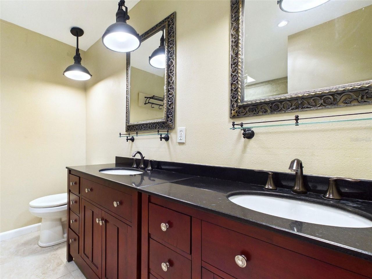 745 Pinellas Bayway S, Unit 202, Tierra Verde, FL 33715 Photo