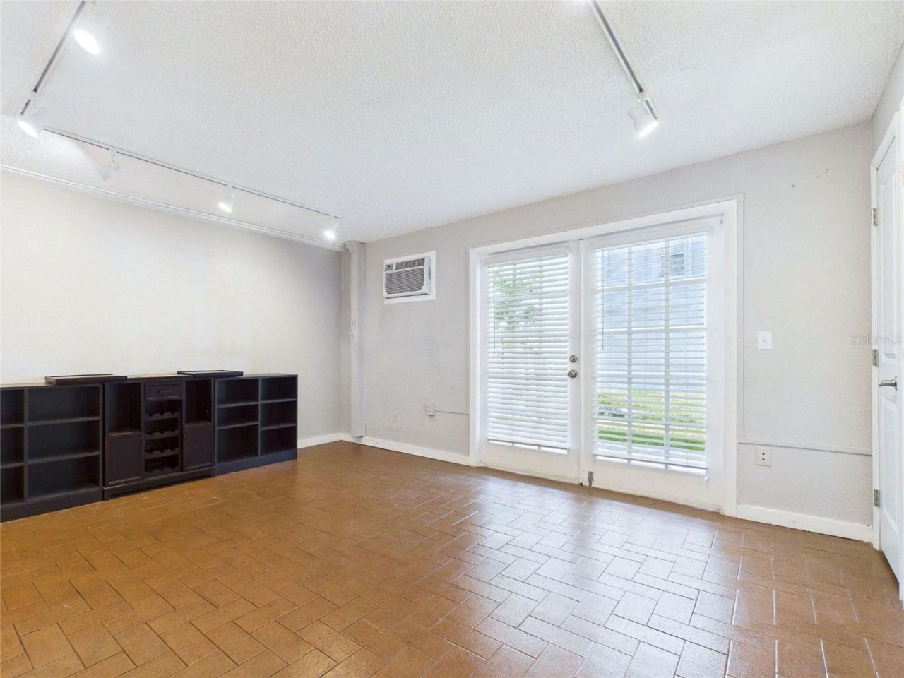 745 Pinellas Bayway S, Unit 202, Tierra Verde, FL 33715 Photo