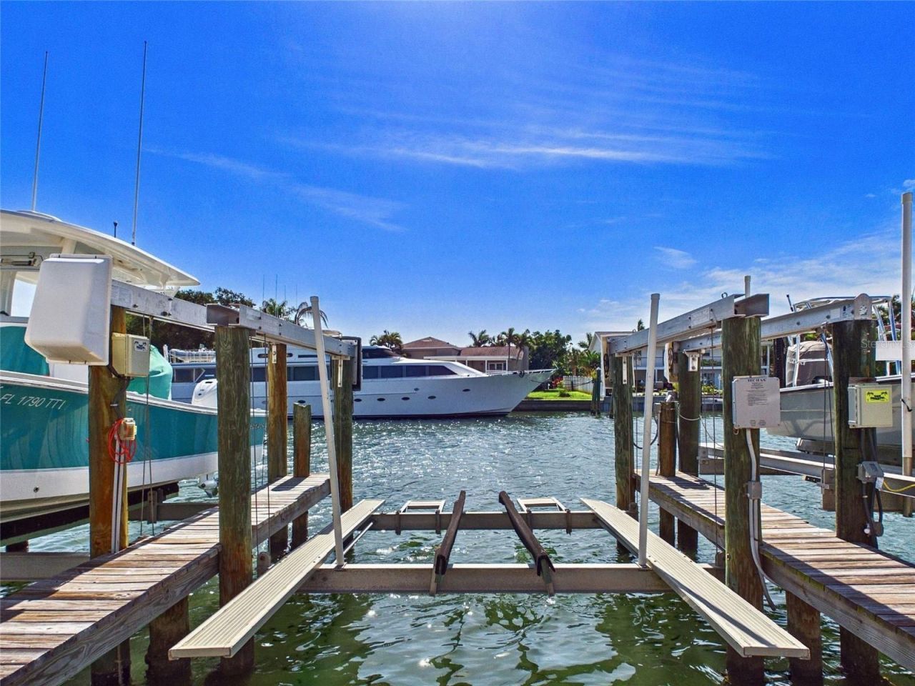 745 Pinellas Bayway S, Unit 202, Tierra Verde, FL 33715 Photo