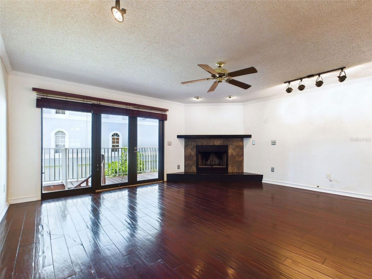 745 Pinellas Bayway S, Unit 202, Tierra Verde, FL 33715 Photo