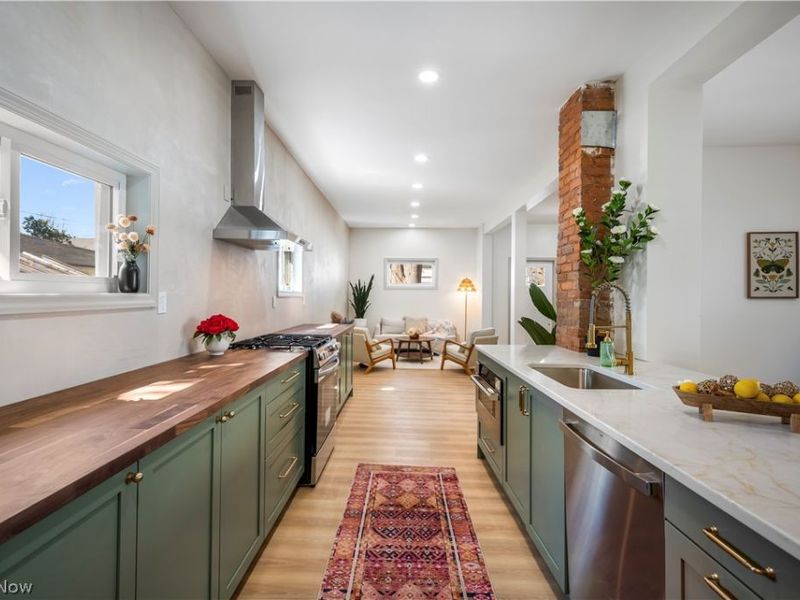 3839 Woodbridge Avenue, Cleveland, OH 44109 Photo 10