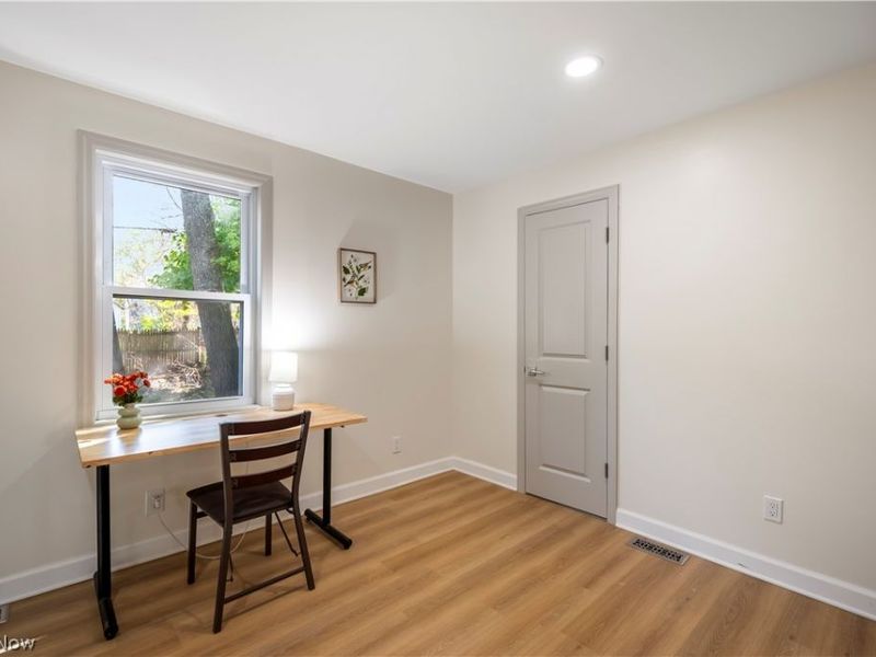 3839 Woodbridge Avenue, Cleveland, OH 44109 Photo 24