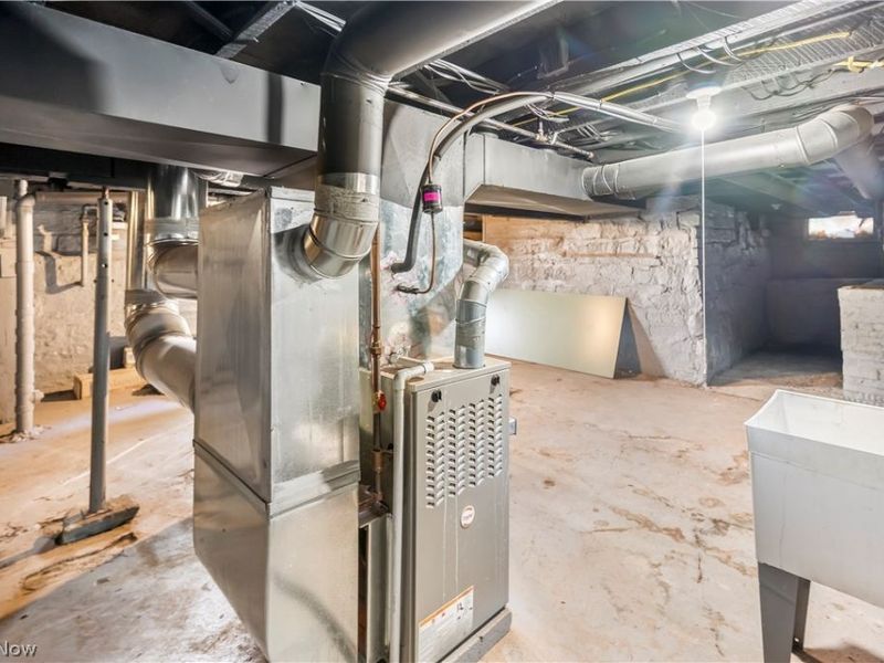 3839 Woodbridge Avenue, Cleveland, OH 44109 Photo 33