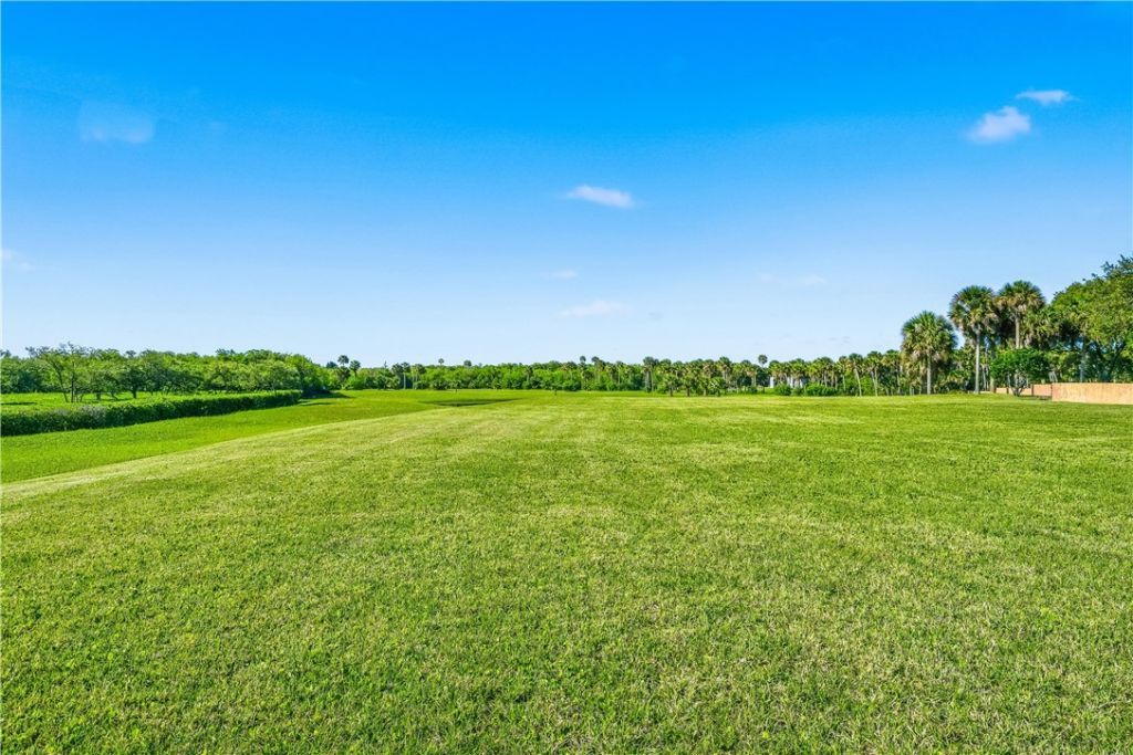 2350 Quay Dock Road, Vero Beach, FL 32967 Photo