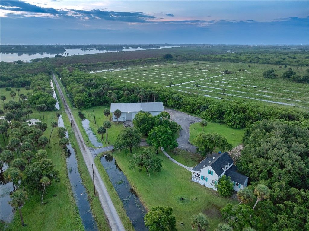 2350 Quay Dock Road, Vero Beach, FL 32967 Photo