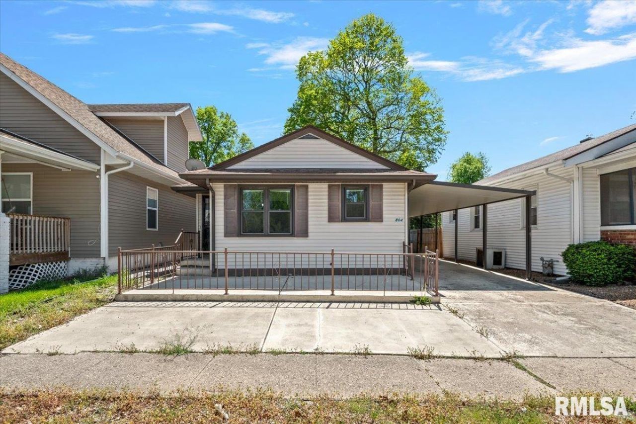 804 W North Grand Avenue, Springfield, IL 62702 Main Photo