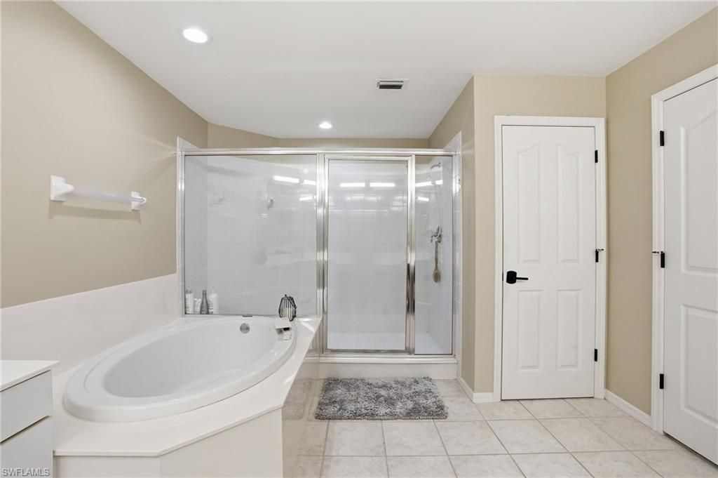 3500 Ballybridge Cir, Unit 202, Bonita Springs, FL 34134 Photo