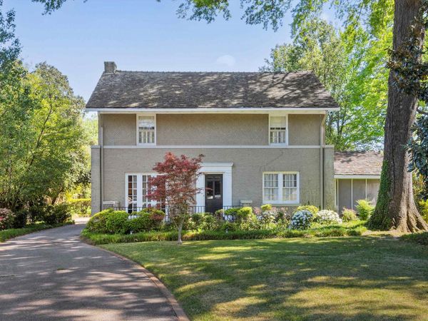 39 BELLEAIR DR, Memphis, TN 38104